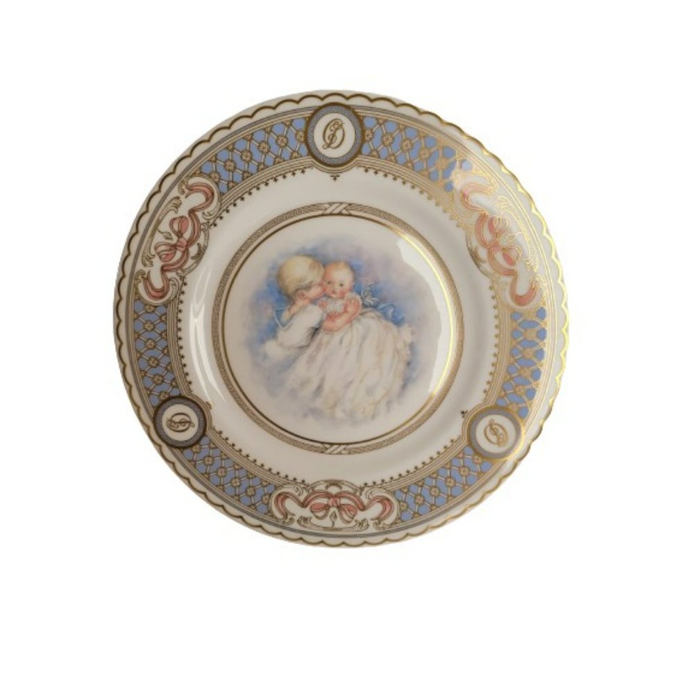 THE ROYAL BIRTH CELEBRATION PLATE